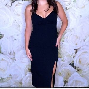 Dynamite Black Midi dress